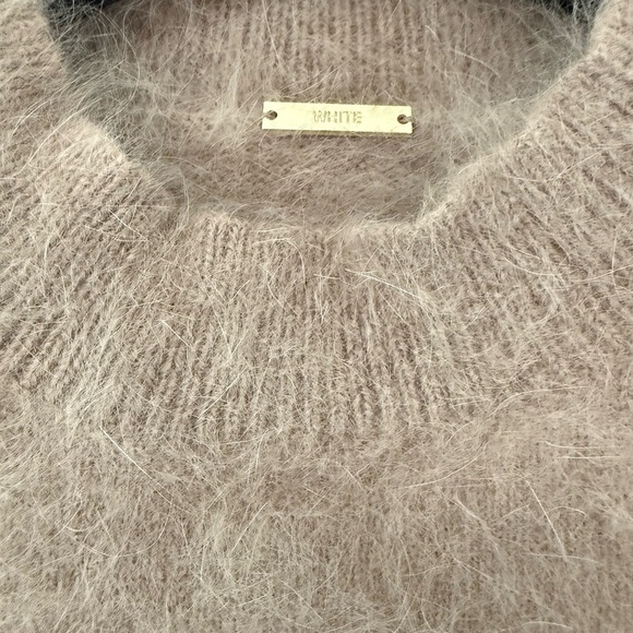 White Cozy Tan Rabbit Hair Knit Top • Soft Fuzzy Short Sleeve Sweater • Size S - Picture 4 of 7